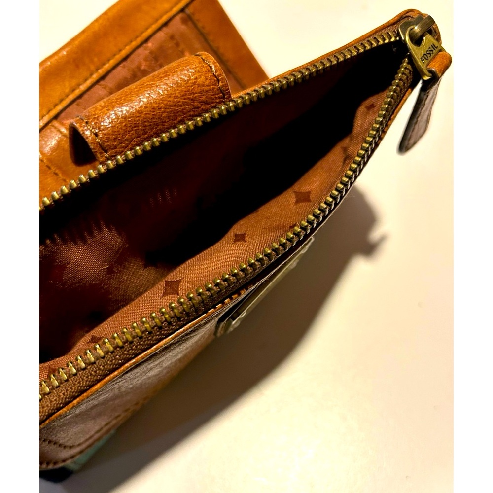 Fossil Emory Clutch Multi Patchwork Wallet - Picture 4 of 5